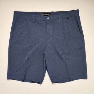 Travis Mathew Men's Blue Beck Shorts Size 38